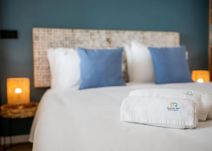 Rooftop Ii By Madeira דירה