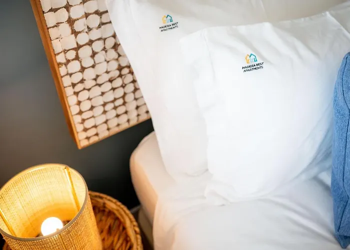 Rooftop Ii By Madeira דירה פונשל